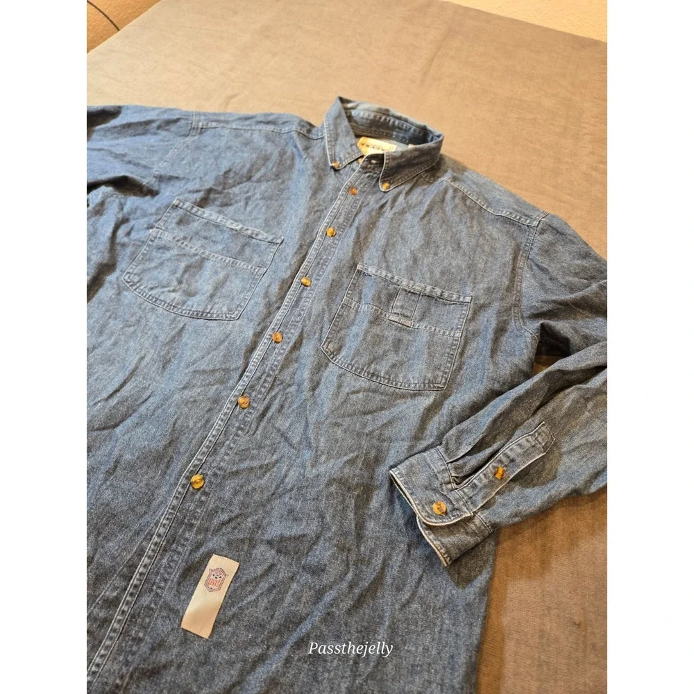 Levis excellent used